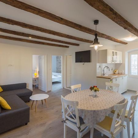 Apartments Bepi 코미자 외부 사진