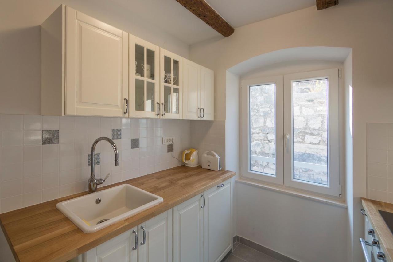 Apartments Bepi 코미자 외부 사진