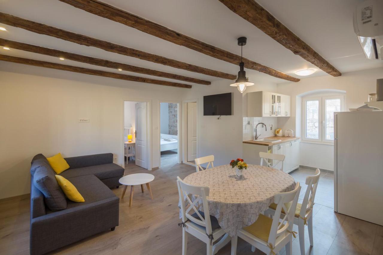 Apartments Bepi 코미자 외부 사진