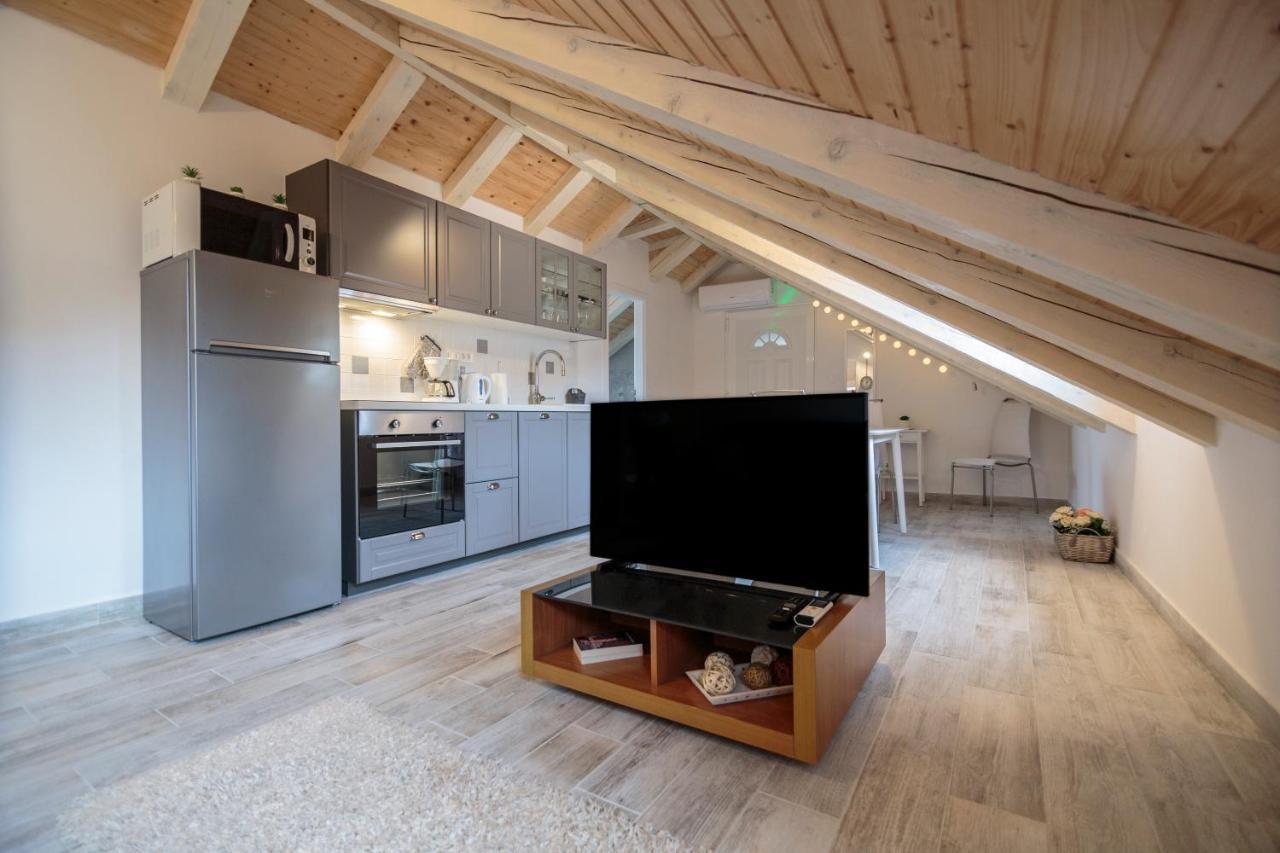 Apartments Bepi 코미자 외부 사진